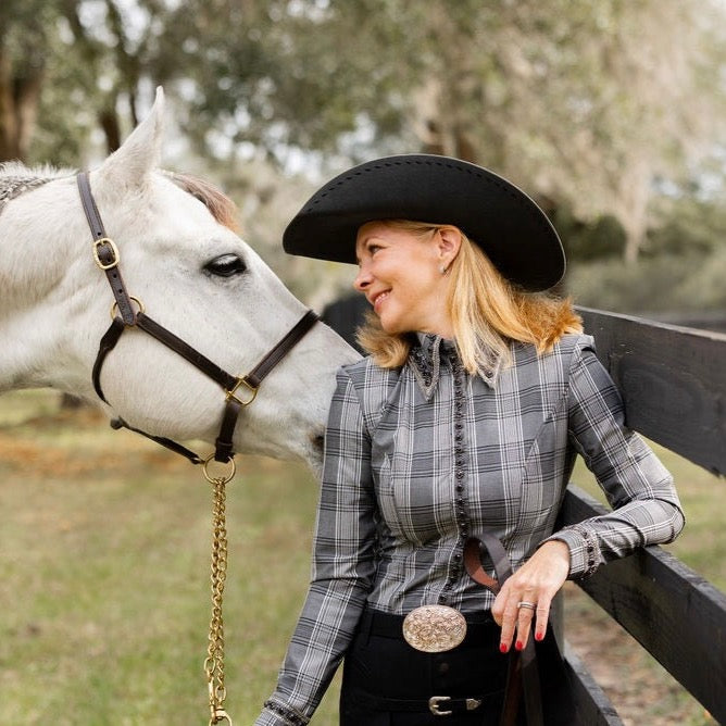 Complimentary Show Shirt Consultation